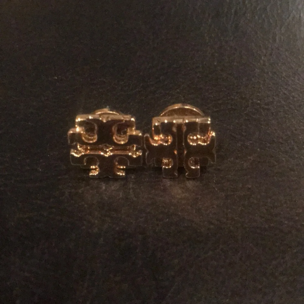Tory Burch Stud Earrings!